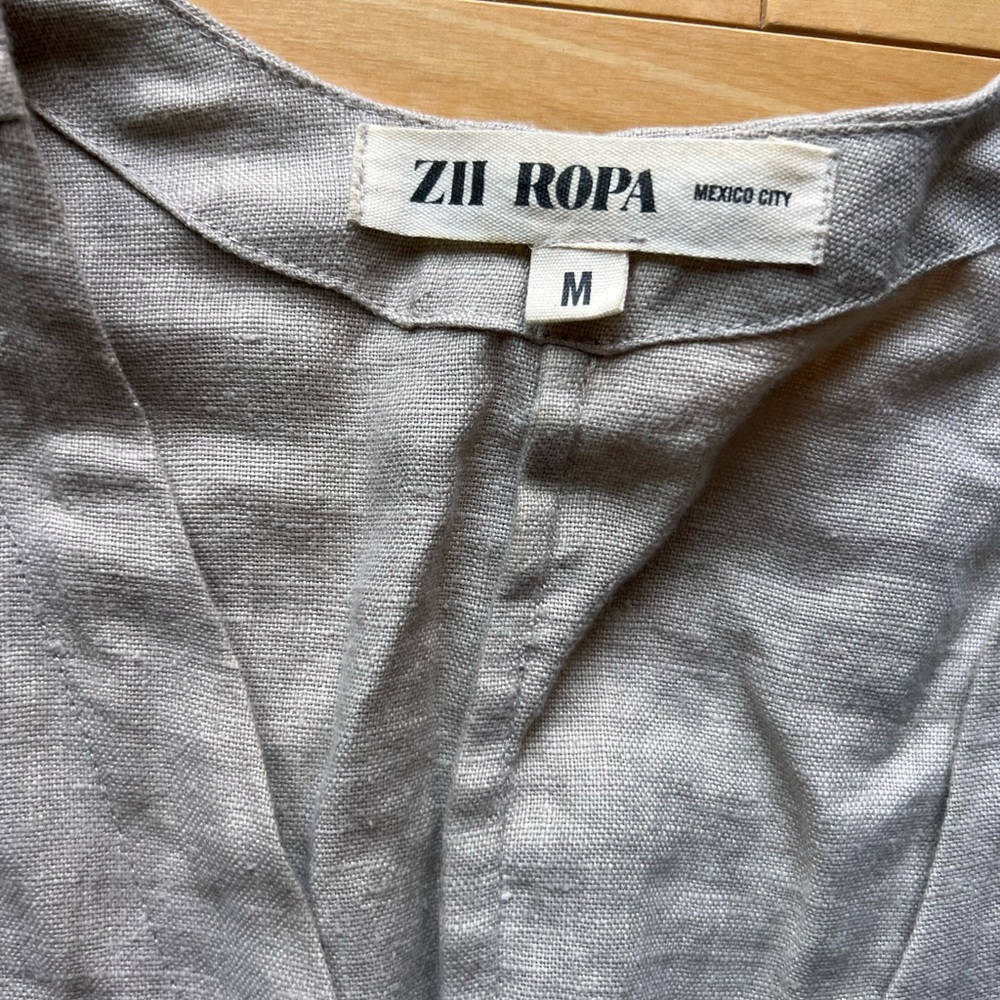 Cream V-Neck Wrap Top with Tie Details - Picture 6 of 8